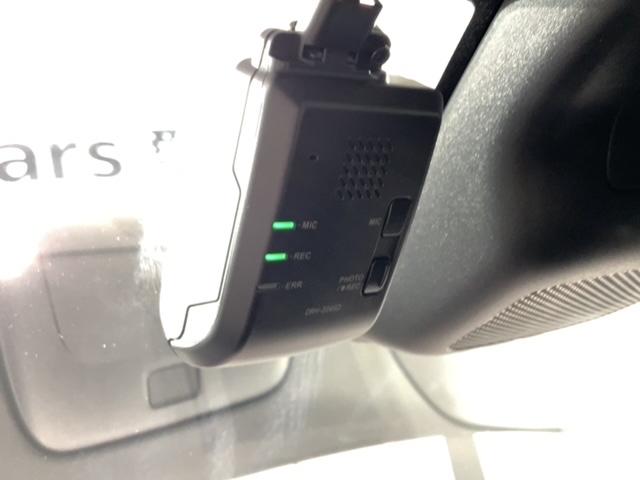 ヴェゼル ｅ：ＨＥＶ　Ｚ　Ｈ　ＳＥＮＳＩＮＧ　最長５年保証　ワンオーナー　純正ナビ　ＴＶ　Ｒカメラ　ドラレコ　ＥＴＣ　ＬＥＤライト　ＶＳＡ　シ－トヒ－タ－　クルコン　アルミ　スマ－トキ－　スペアキ－　盗難防止装置　整備記録簿（12枚目）