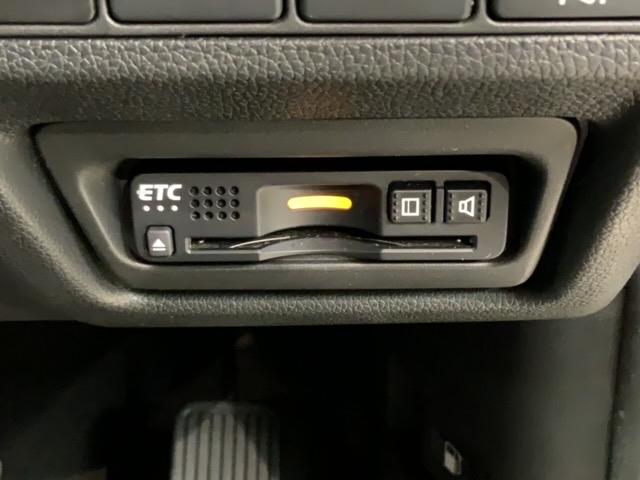 ステップワゴンスパーダ スパーダ ホンダセンシング 最長5年保証 ワンオーナー ナビVXU-197SWi TV Rカメラ CD録音 BTオ-ディオDVD Rモニタ- ETC LEDライト 両側電動ドア VSA クルコン アルミ スマ-トキ- スペアキ-(12枚目)