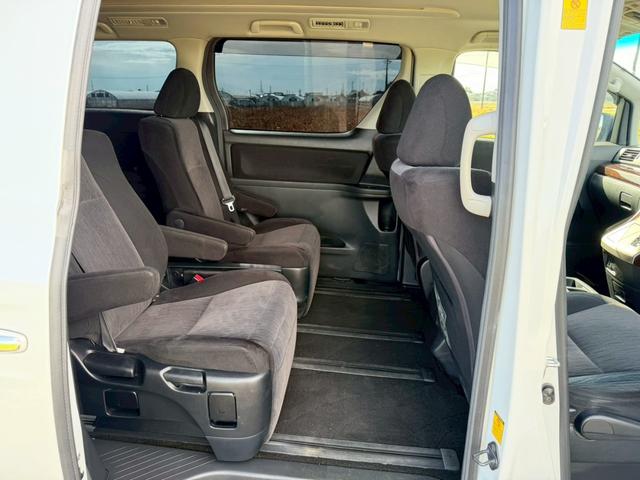 アルファード 240S 社外ナビ8V型ナビ フルセグテレビ Bカメラ ETC 両側パワースライドドア ALPINEフリップダウンモニター ドラレコ ウッドコンビステアリング フォグランプ(5枚目)