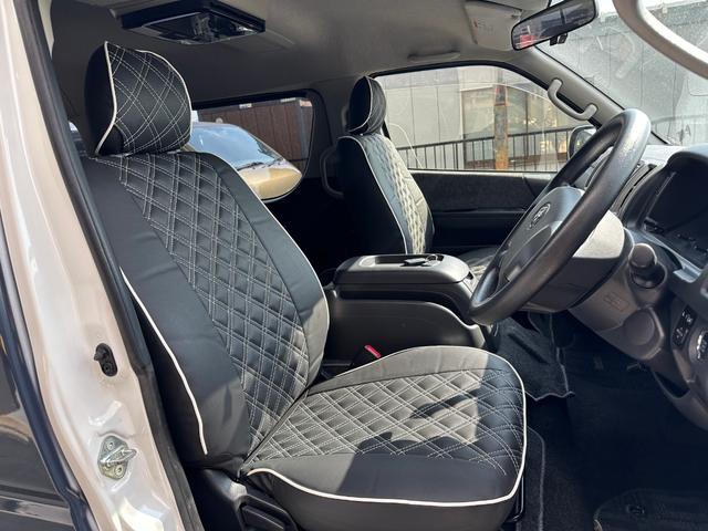 ハイエースワゴン ＧＬ　１０人乗り　電動スライドドア　リアクーラー／ヒーター　新品タイヤ／ホイール／ラダー／キャリア　エンジンプッシュスタート　フリップダウンモニター　バンパーガード　１００Ｖ　ＬＥＤヘッドライト　Ｂカメラ（32枚目）