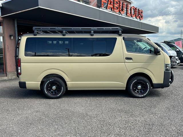 レジアスエースバン ロングDX GLパッケージ 9人乗り 4WD ディーゼル 天井木張り施工 リアクーラー&ヒーター マットベージュ&マットブラック塗装 新品タイヤ/ホイール/LEDヘッドライト/シートカバー/カーペット キャリア バンパーガード(10枚目)