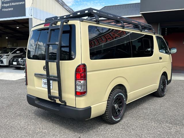 レジアスエースバン ロングDX GLパッケージ 9人乗り 4WD ディーゼル 天井木張り施工 リアクーラー&ヒーター マットベージュ&マットブラック塗装 新品タイヤ/ホイール/LEDヘッドライト/シートカバー/カーペット キャリア バンパーガード(11枚目)