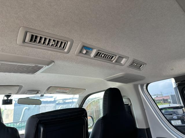 ハイエースバン ロングＤＸ　ＧＬパッケージ　９人乗り　４ＷＤ　ディーゼル　リアクーラー＆ヒーター　ブロンズメタリック＆マットブラック塗装　ベッドキット　社外タイヤ／ホイール／バンパーガード／キャリア／ラダー／テールガード／ＬＥＤヘッドライト（20枚目）