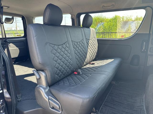 ハイエースバン ロングスーパーGL 4WD ディーゼル 両側パワースライドドア グレー&マットブラック塗装 プッシュスタート 新品タイヤ/ホイール/バンパーガード/LEDヘッドライト/シートカバー バックカメラ Bluetooth(40枚目)