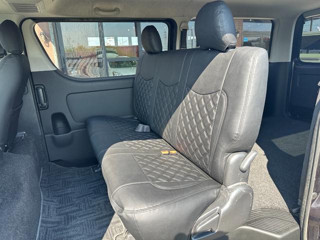 ハイエースバン ロングスーパーGL 4WD ディーゼル 両側パワースライドドア グレー&マットブラック塗装 プッシュスタート 新品タイヤ/ホイール/バンパーガード/LEDヘッドライト/シートカバー バックカメラ Bluetooth(42枚目)