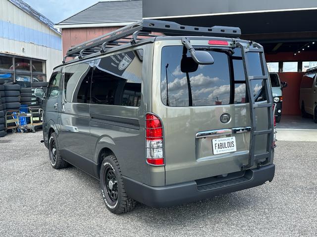 レジアスエースバン ロングスーパーGL 4WD ディーゼル ブロンズメタリック&マットブラック塗装 リアクーラー/ヒーター プッシュスタート 新品ホイール/タイヤ/バンパーガード/キャリア/ラダー/テールガード/LEDヘッド/シートカバー(8枚目)