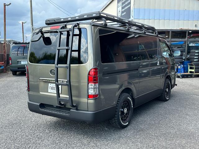 レジアスエースバン ロングスーパーGL 4WD ディーゼル ブロンズメタリック&マットブラック塗装 リアクーラー/ヒーター プッシュスタート 新品ホイール/タイヤ/バンパーガード/キャリア/ラダー/テールガード/LEDヘッド/シートカバー(10枚目)