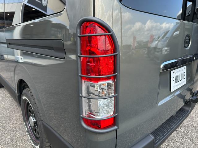 レジアスエースバン ロングスーパーGL 4WD ディーゼル ブロンズメタリック&マットブラック塗装 リアクーラー/ヒーター プッシュスタート 新品ホイール/タイヤ/バンパーガード/キャリア/ラダー/テールガード/LEDヘッド/シートカバー(17枚目)