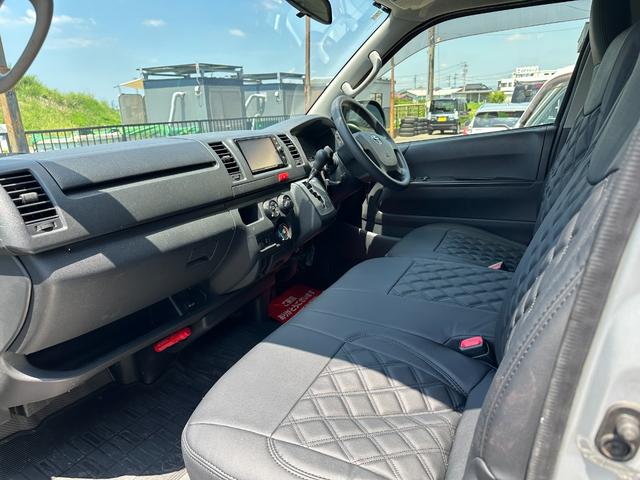 ハイエースバン ロングDX GLパッケージ 9人乗り 4WD ディーゼル リアクーラー&ヒーター ブロンズメタリック&マットブラック塗装 ベッドキット 社外タイヤ/アルミ/バンパーガード/キャリア/ラダー/テールガード/LEDヘッドライト(36枚目)