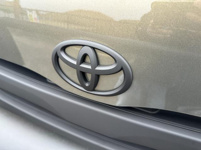 ハイエースバン ロングDX GLパッケージ 9人乗り 4WD ディーゼル リアクーラー&ヒーター ブロンズメタリック&マットブラック塗装 ベッドキット 社外タイヤ/アルミ/バンパーガード/キャリア/ラダー/テールガード/LEDヘッドライト(53枚目)