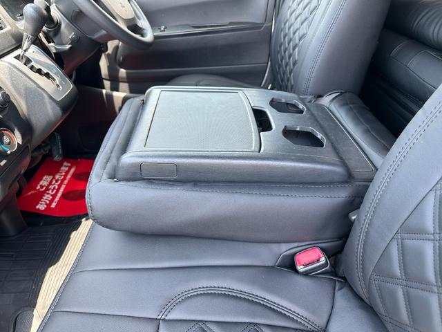 ハイエースバン ロングDX GLパッケージ 9人乗り 4WD ディーゼル リアクーラー&ヒーター ブロンズメタリック&マットブラック塗装 ベッドキット 社外タイヤ/アルミ/バンパーガード/キャリア/ラダー/テールガード/LEDヘッドライト(57枚目)