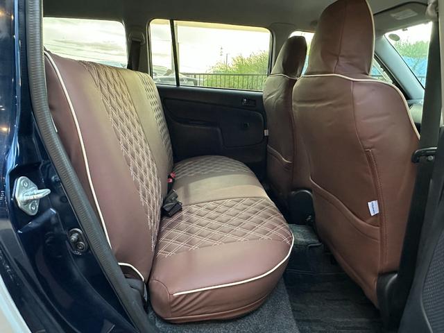 サクシードバン UL Xパッケージ 4WD グレー&マットブラック塗装 ホワイトレタータイヤ ウッド調ハンドル シートカバー 電動格納ドアミラー ナビ Bluetooth バックカメラ TV ETC(35枚目)