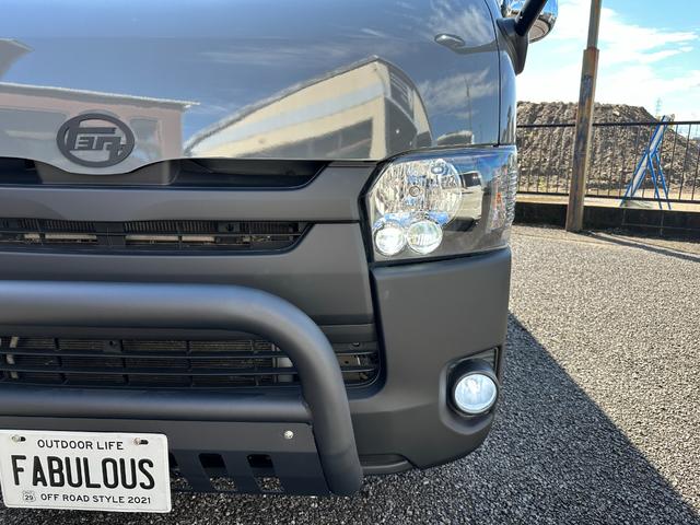 ハイエースバン ロングスーパーGL 4WD ディーゼル 両側パワースライドドア グレー&マットブラック塗装 プッシュスタート 新品タイヤ/ホイール/バンパーガード/LEDヘッドライト/シートカバー バックカメラ Bluetooth(13枚目)