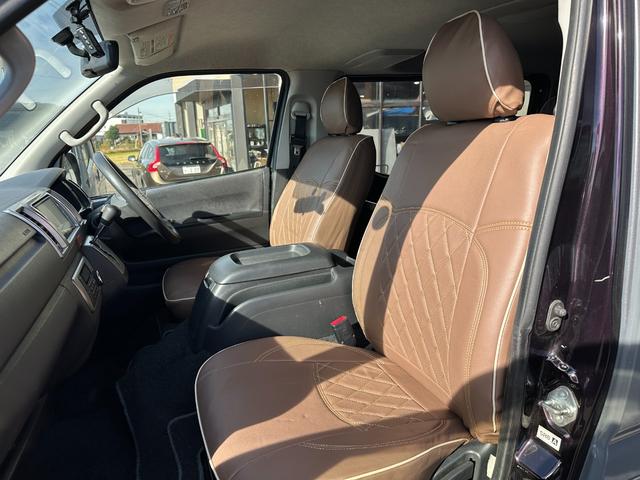 ハイエースバン ロングスーパーGL 4WD ディーゼル 両側パワースライドドア グレー&マットブラック塗装 プッシュスタート 新品タイヤ/ホイール/バンパーガード/LEDヘッドライト/シートカバー バックカメラ Bluetooth(38枚目)