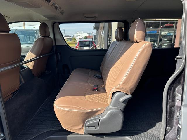 ハイエースバン ロングスーパーGL 4WD ディーゼル 両側パワースライドドア グレー&マットブラック塗装 プッシュスタート 新品タイヤ/ホイール/バンパーガード/LEDヘッドライト/シートカバー バックカメラ Bluetooth(41枚目)