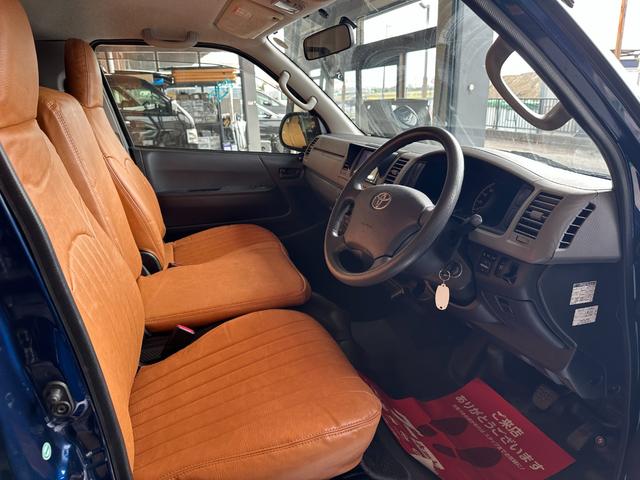 ハイエースバン ロングDX アルルブルー&アイボリー&マットブラック塗装 リアクーラー&ヒーター 新品ナスカータイヤ/ディーンクロスカントリーホイール/シートカバー Bluetooth バックカメラ ETC LEDヘッドライト(32枚目)