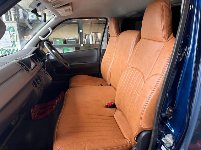 ハイエースバン ロングDX アルルブルー&アイボリー&マットブラック塗装 リアクーラー&ヒーター 新品ナスカータイヤ/ディーンクロスカントリーホイール/シートカバー Bluetooth バックカメラ ETC LEDヘッドライト(33枚目)