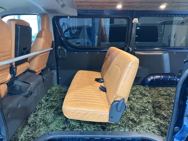 ハイエースバン ロングDX アルルブルー&アイボリー&マットブラック塗装 リアクーラー&ヒーター 新品ナスカータイヤ/ディーンクロスカントリーホイール/シートカバー Bluetooth バックカメラ ETC LEDヘッドライト(35枚目)