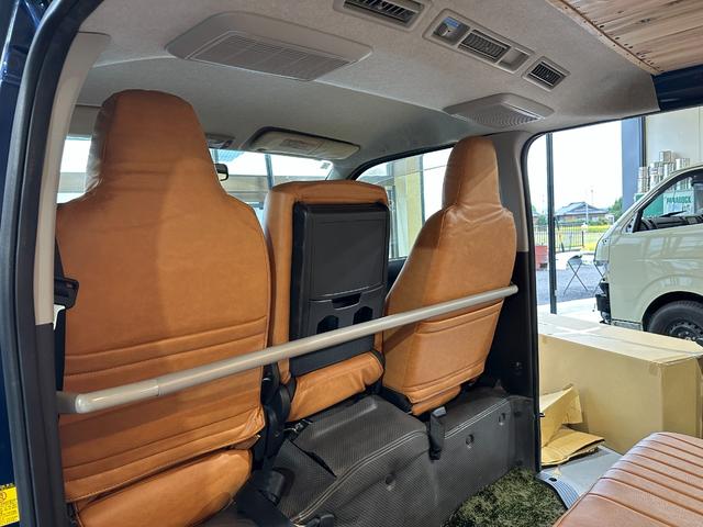 ハイエースバン ロングDX アルルブルー&アイボリー&マットブラック塗装 リアクーラー&ヒーター 新品ナスカータイヤ/ディーンクロスカントリーホイール/シートカバー Bluetooth バックカメラ ETC LEDヘッドライト(39枚目)