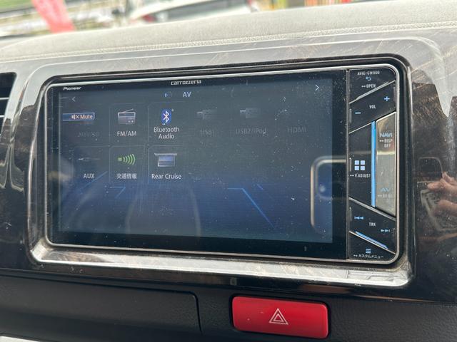 ハイエースバン スーパーGL ダークプライム ディーゼル 丸目フェイス ファビュラスブルー&マットブラック塗装 リアクーラー&ヒーター 新品タイヤ/ホイール/シートカバ プッシュスタート 100V ナビ Bluetooth バックカメラ ETC(29枚目)
