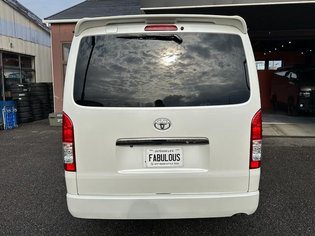 ハイエースバン スーパーＧＬ　ダークプライム　ディーゼル　両側パワースライドドア　リアクーラー／ヒーター　プッシュスタート　１００電源　ナビ　Ｂｌｕｅｔｏｏｔｈ　ＴＶ　バックカメラ　ＥＴＣ　ＤＶＤ　ＬＥＤヘッドライト　スマートキー　オートライト（7枚目）