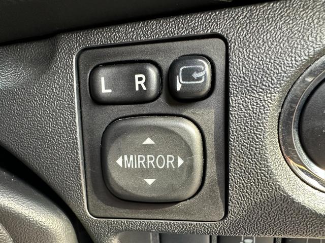 ハイエースバン スーパーＧＬ　ダークプライム　ディーゼル　両側パワースライドドア　リアクーラー／ヒーター　プッシュスタート　１００電源　ナビ　Ｂｌｕｅｔｏｏｔｈ　ＴＶ　バックカメラ　ＥＴＣ　ＤＶＤ　ＬＥＤヘッドライト　スマートキー　オートライト（27枚目）