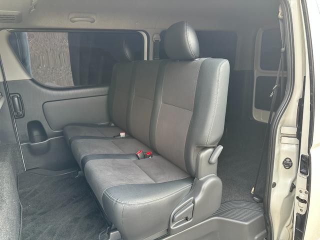 ハイエースバン スーパーＧＬ　ダークプライム　ディーゼル　両側パワースライドドア　リアクーラー／ヒーター　プッシュスタート　１００電源　ナビ　Ｂｌｕｅｔｏｏｔｈ　ＴＶ　バックカメラ　ＥＴＣ　ＤＶＤ　ＬＥＤヘッドライト　スマートキー　オートライト（40枚目）