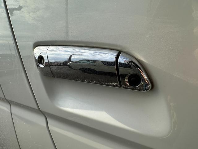 ハイエースバン スーパーＧＬ　ダークプライム　ディーゼル　両側パワースライドドア　リアクーラー／ヒーター　プッシュスタート　１００電源　ナビ　Ｂｌｕｅｔｏｏｔｈ　ＴＶ　バックカメラ　ＥＴＣ　ＤＶＤ　ＬＥＤヘッドライト　スマートキー　オートライト（46枚目）