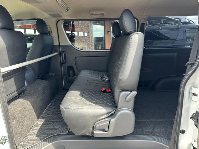 レジアスエースバン ロングスーパーＧＬ　４ＷＤ　ディーゼル　ブロンズメタリック＆マットブラック塗装　リアクーラー／ヒーター　　プッシュスタート　新品ホイール／タイヤ／バンパーガード／キャリア／ラダー／テールガード／ＬＥＤヘッド／シートカバー（48枚目）