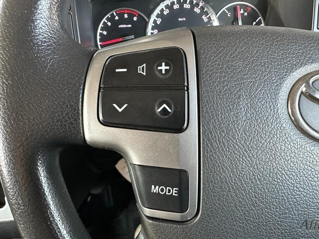 ハイエースバン ロングスーパーＧＬ　４ＷＤ　ディーゼル　両側パワースライドドア　天井ウッドボード　グレー＆マットブラック塗装　プッシュスタート　新品タイヤ／ホイール／バンパーガード／ＬＥＤヘッドライト　バックカメラ　Ｂｌｕｅｔｏｏｔｈ（33枚目）