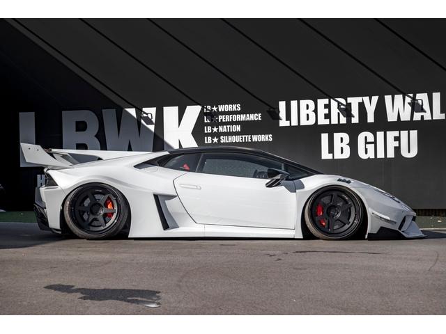 ウラカン ＬＰ６１０－４　ＬＢ－Ｓｉｌｈｏｕｅｔｔｅ　ＷＯＲＫＳ　ＧＴ　ＬＰ６１０－４　ＬＤ９７　２０ＡＷ　ＡｉｒＲＥＸ４輪独立エアーサスペンション　Ｆｉ可変式ｅｘｈａｕｓｔ（9枚目）