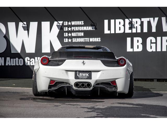 ４５８イタリア 　ＬＢ－ＷＯＲＫＳコンプリート車輛　　ＤｒｙＣａｒｂｏｎ　ｖｅｒ２　ＡｉｒＲＥＸｓｕｓｐｅｎｓｉｏｎ　ＳＫＹＦＯＲＧＥＤ２０ＡＷ　可変式Ｅｘｈａｕｓｔ　ＲＯＢＥＲＵＴＡエアーサスペンション（8枚目）