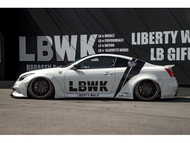 スカイライン ３７０ＧＴ　タイプＳＰ　ＬＩＢＥＲＴＹＷＡＬＫ　ボディキット　エアサス　ｃｏｍｐｌｅｔｅ（4枚目）