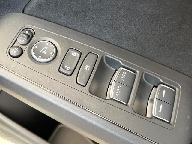 シビック タイプＲ　ホンダセンシング　ＬＥＤヘッドライト　トリプルマフラー　１９インチ５本Ｖ字スポーツブラック塗装アルミホイール　レッドブレーキキャリパー　アルカンターラ巻きステアリング　ホンダコネクト（39枚目）