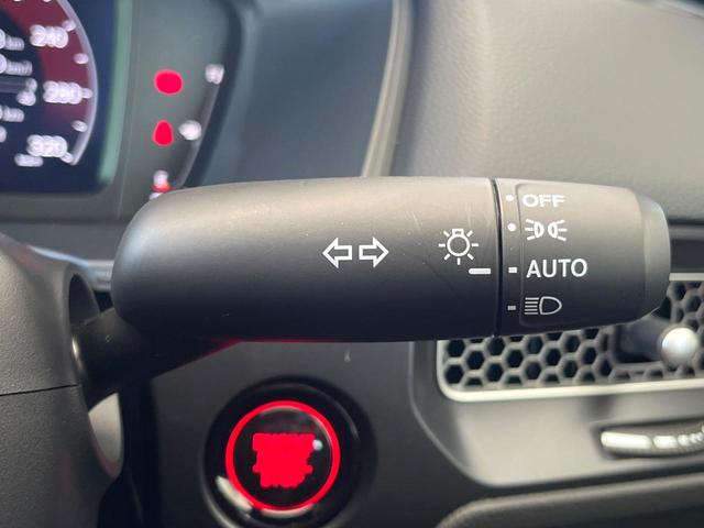 シビック タイプＲ　ホンダセンシング　ＬＥＤヘッドライト　トリプルマフラー　１９インチ５本Ｖ字スポーツブラック塗装アルミホイール　レッドブレーキキャリパー　アルカンターラ巻きステアリング　ホンダコネクト（51枚目）