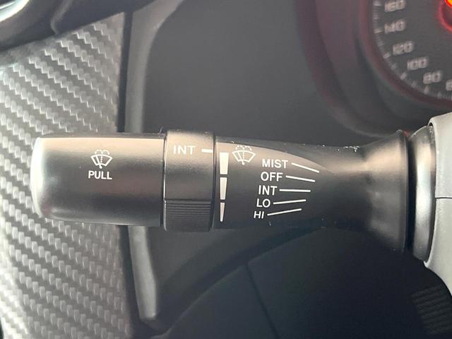 ８６ ＧＴリミテッド　６ＭＴ　ＴＲＤ製マフラー　純正１７インチアルミ　シートヒーター　革／アルカンターラコンビシート　革巻きステアリング　リアフォグランプ　ＨＩＤヘッドライト　純正ナビ　バックカメラ　アルミペダル　ＥＴＣ（45枚目）