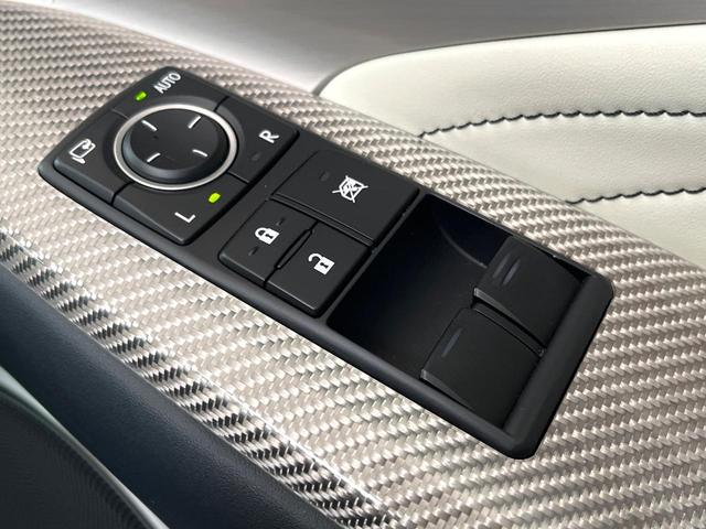 RC F ベースグレード マークレビンソンサウンド ムーンルーフ 純正オプション19インチアルミ 白セミアニリン革シート レーダークルーズコントロール プリクラッシュセーフティ ブラインドスポットモニター 前席シートエアコン(41枚目)