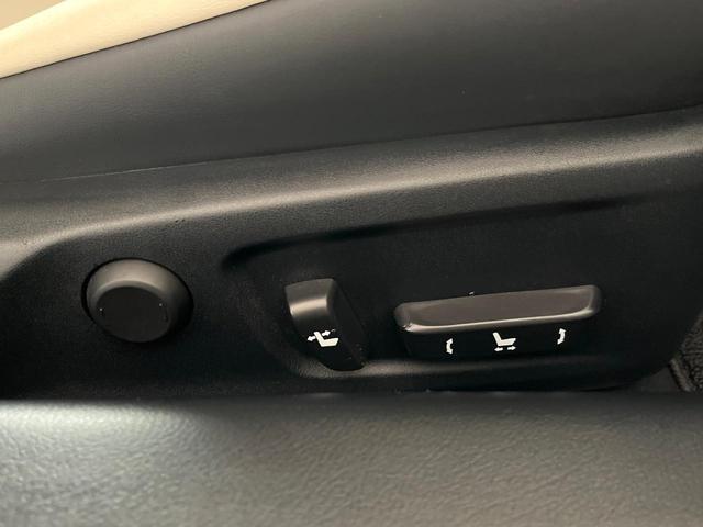 RC F ベースグレード マークレビンソンサウンド ムーンルーフ 純正オプション19インチアルミ 白セミアニリン革シート レーダークルーズコントロール プリクラッシュセーフティ ブラインドスポットモニター 前席シートエアコン(42枚目)