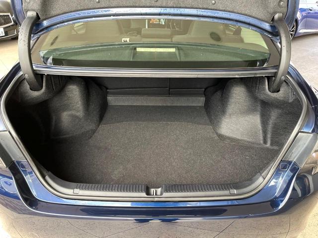 マークX 250G Fパッケージ Weds製18インチアルミ プリクラッシュセーフティシステム レーダークルーズコントロール 左右独立オートエアコン AppleCarPlay HIDヘッドライト 純正ウレタン製ステアリング 禁煙車(10枚目)