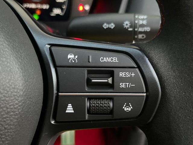 シビック タイプR 6MT ターボ トリプルマフラー バックカメラ ホンダセンシング 純正19インチアルミ 左右独立オートエアコン アルカンターラ巻きステアリング レッドラックススエードスポーツシート ホンダコネクトナビ(9枚目)