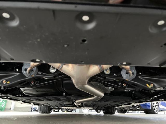 シビック タイプR 6MT ターボ トリプルマフラー バックカメラ ホンダセンシング 純正19インチアルミ 左右独立オートエアコン アルカンターラ巻きステアリング レッドラックススエードスポーツシート ホンダコネクトナビ(21枚目)