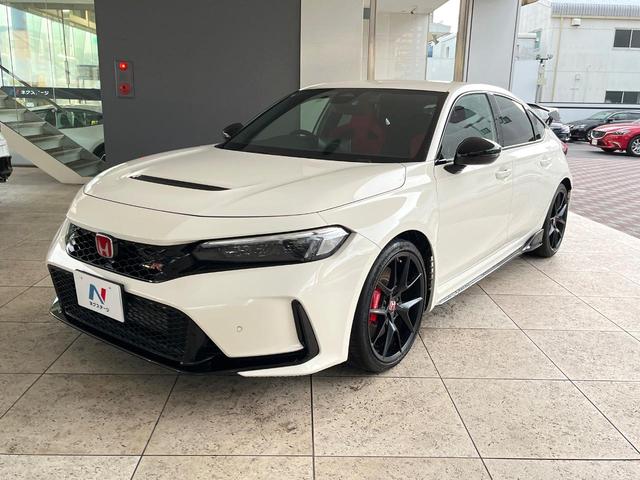 シビック タイプR 6MT ターボ トリプルマフラー バックカメラ ホンダセンシング 純正19インチアルミ 左右独立オートエアコン アルカンターラ巻きステアリング レッドラックススエードスポーツシート ホンダコネクトナビ(24枚目)