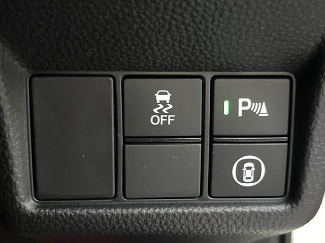 シビック タイプR 6MT ターボ トリプルマフラー バックカメラ ホンダセンシング 純正19インチアルミ 左右独立オートエアコン アルカンターラ巻きステアリング レッドラックススエードスポーツシート ホンダコネクトナビ(38枚目)