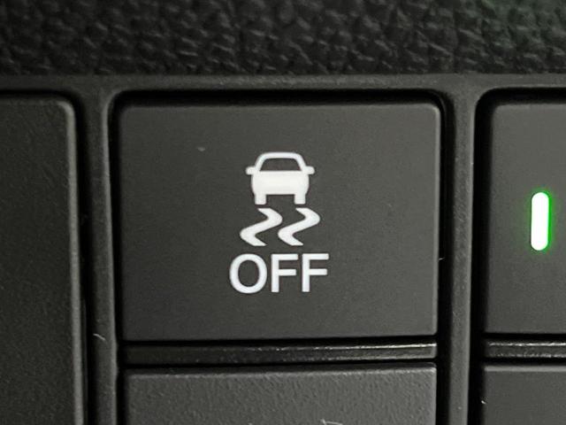 シビック タイプR 6MT ターボ トリプルマフラー バックカメラ ホンダセンシング 純正19インチアルミ 左右独立オートエアコン アルカンターラ巻きステアリング レッドラックススエードスポーツシート ホンダコネクトナビ(41枚目)