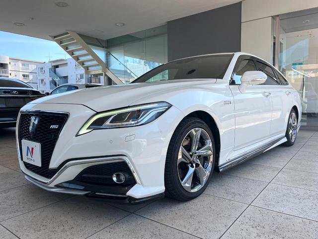 クラウンハイブリッド RSアドバンス TRDエアロ ムーンルーフ セーフティパッケージプラス 黒革シート ブラインドスポットモニター 3眼LEDヘッド 純正18インチスパッタリング塗装アルミ カラーヘッドアップディスプレイ スマートキー(18枚目)