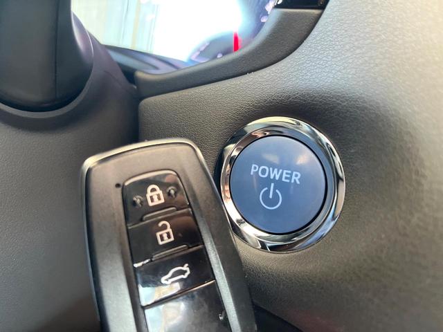 クラウンハイブリッド RSアドバンス TRDエアロ ムーンルーフ セーフティパッケージプラス 黒革シート ブラインドスポットモニター 3眼LEDヘッド 純正18インチスパッタリング塗装アルミ カラーヘッドアップディスプレイ スマートキー(40枚目)