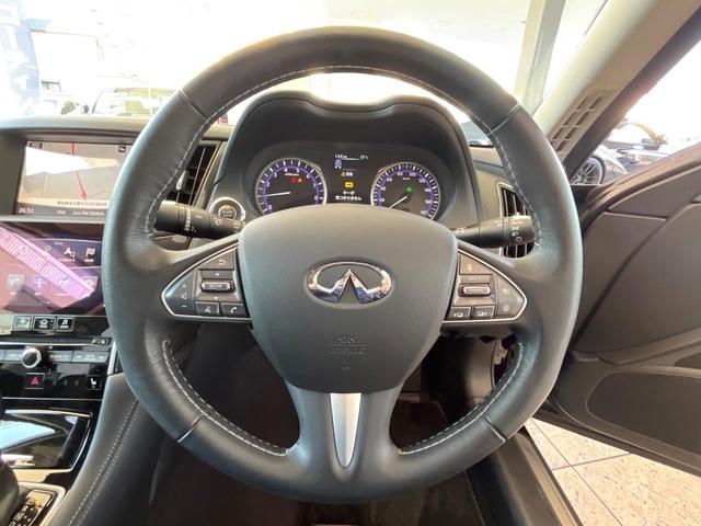 スカイライン ３５０ＧＴ　ＦＯＵＲ　ハイブリッド　タイプＰ　アラウンドビューモニター　エマージェンシーブレーキ　インテリジェントクルーズコントロール　純正１７インチアルミ　メモリー機能付きパワーシート　黒革シート　シートヒーター　革巻きステアリング　純正ナビ（8枚目）