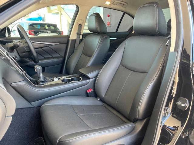 スカイライン ３５０ＧＴ　ＦＯＵＲ　ハイブリッド　タイプＰ　アラウンドビューモニター　エマージェンシーブレーキ　インテリジェントクルーズコントロール　純正１７インチアルミ　メモリー機能付きパワーシート　黒革シート　シートヒーター　革巻きステアリング　純正ナビ（36枚目）