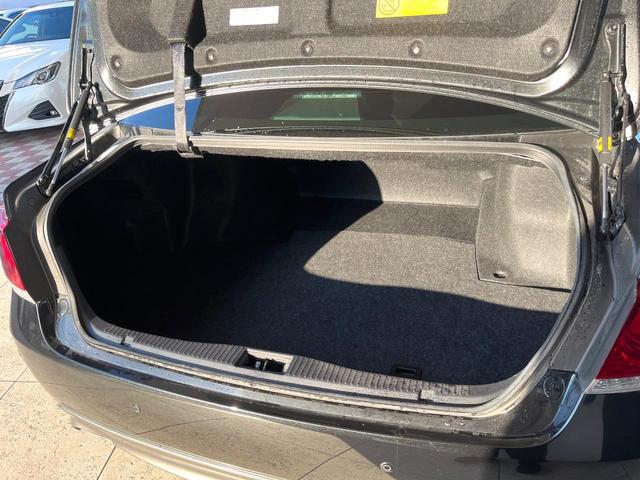 クラウン アスリートG パノラミックビューモニター プリクラッシュセーフティシステム レーダークルーズコントロール クリアランスソナー 黒革シート メモリー機能付きパワーシート 純正18インチアルミ イージークローザー 禁煙(10枚目)