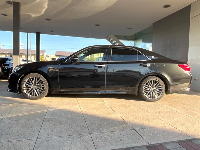 クラウン アスリートG パノラミックビューモニター プリクラッシュセーフティシステム レーダークルーズコントロール クリアランスソナー 黒革シート メモリー機能付きパワーシート 純正18インチアルミ イージークローザー 禁煙(31枚目)